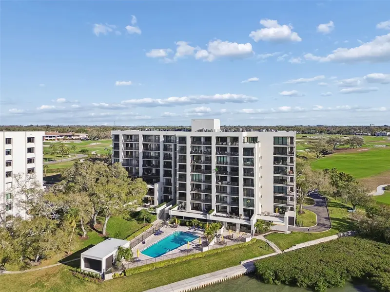 4 Belleview Blvd #701, FL
