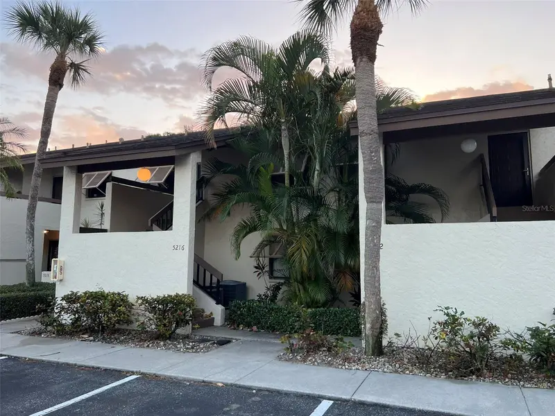 5216 Willow Links #82, FL