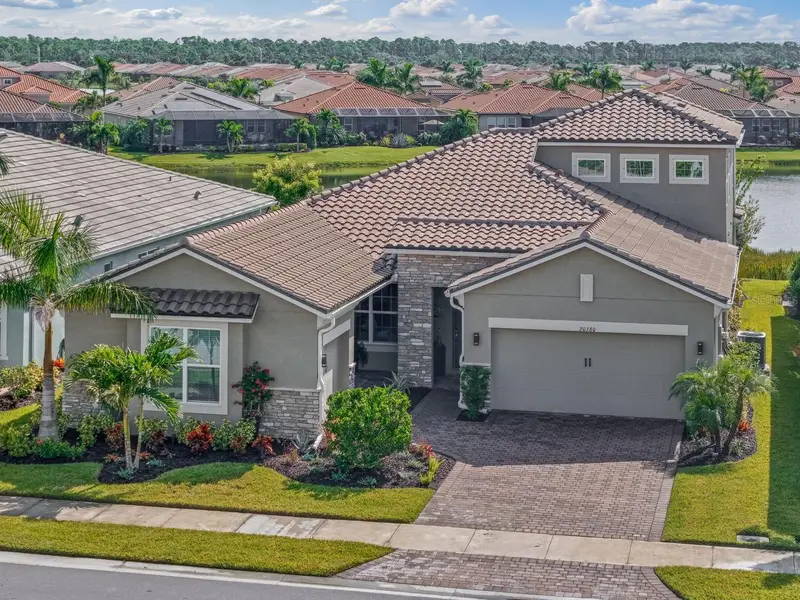 20380 Symphony Pl, FL