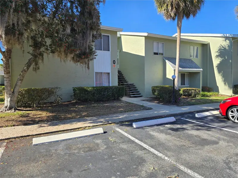 633 Silver Pass #B, FL