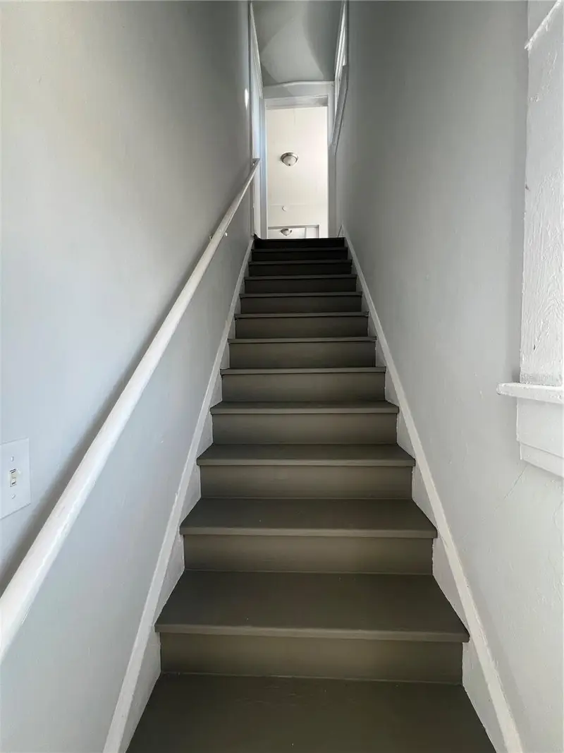 209 Taylor Ave #2, FL