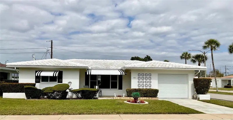 3807 99th Ter N, FL
