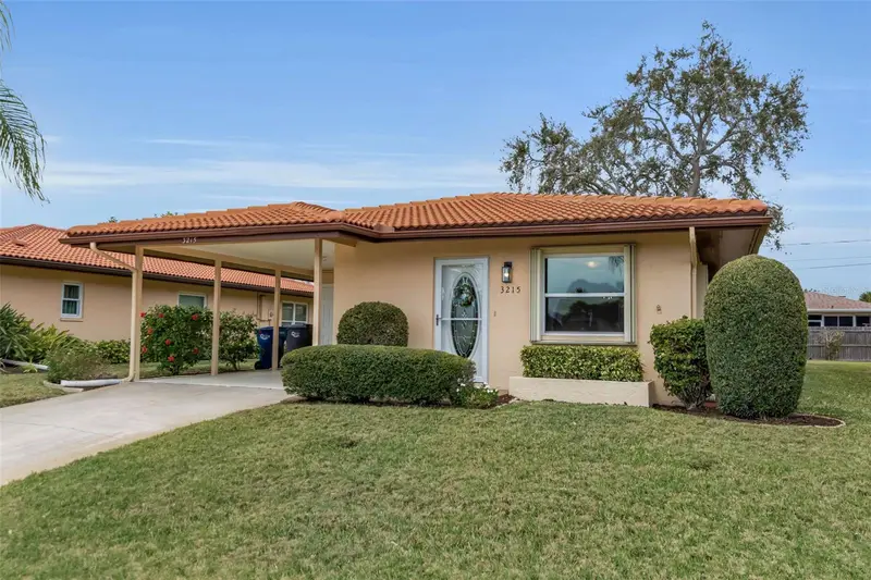 3215 Mercer Rd, FL