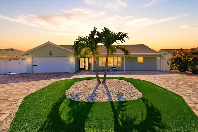 6420 3rd Palm Pt, FL