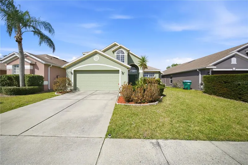 632 Blenheim Loop, FL