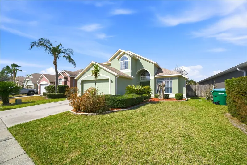 632 Blenheim Loop, FL
