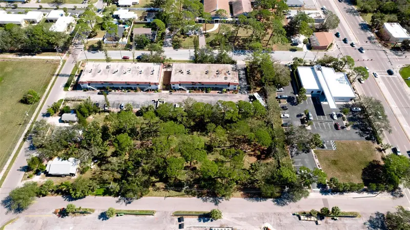 N Shade Ave, FL