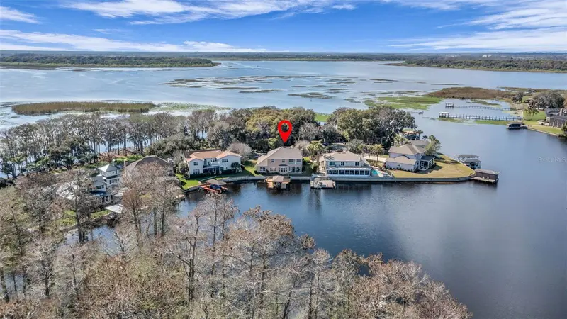 1425 Riviera Dr, FL
