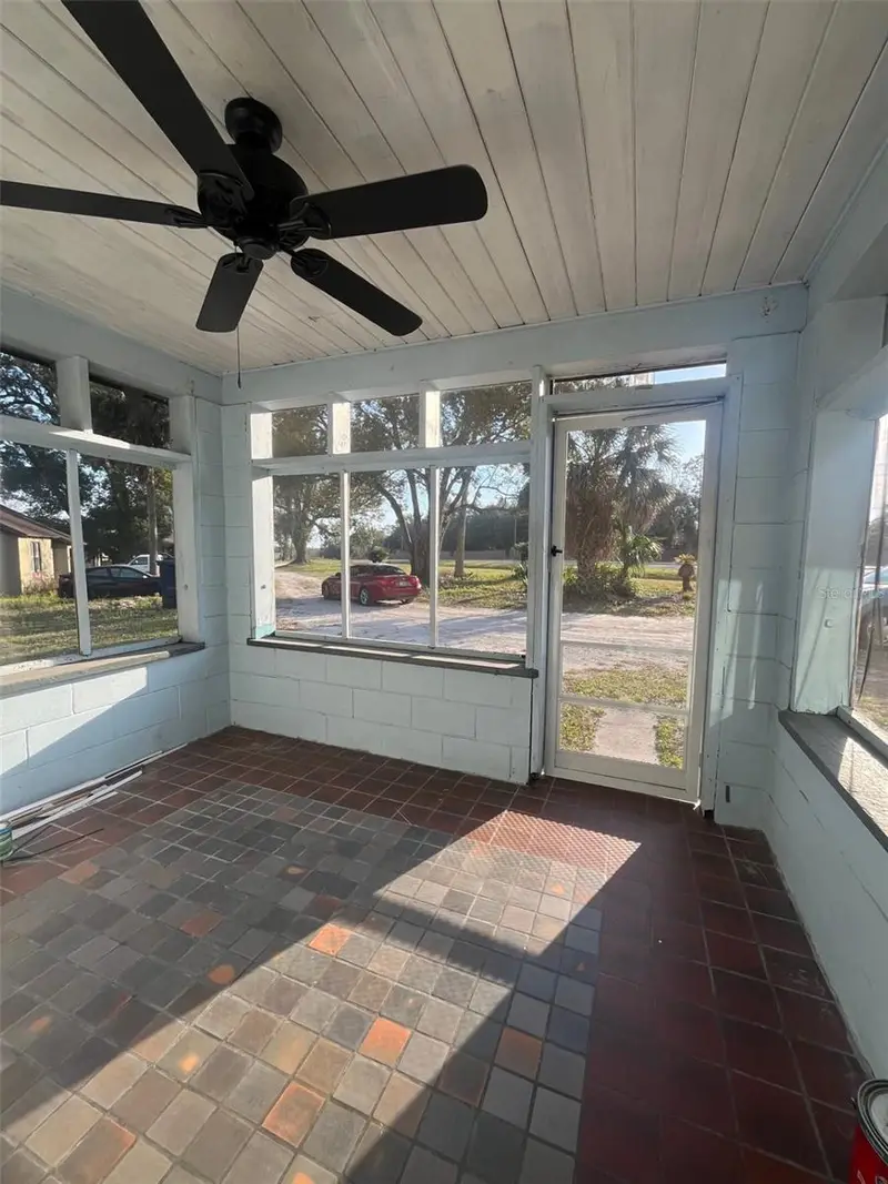 5353 N Orange Blossom Trl, FL