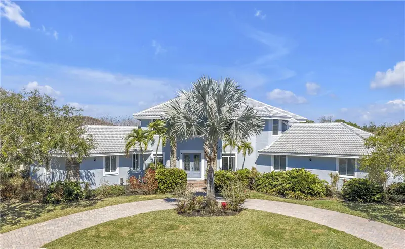14365 Eagle Pointe Dr, FL