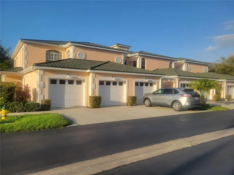 1203 Gondola Park Dr #1203, FL