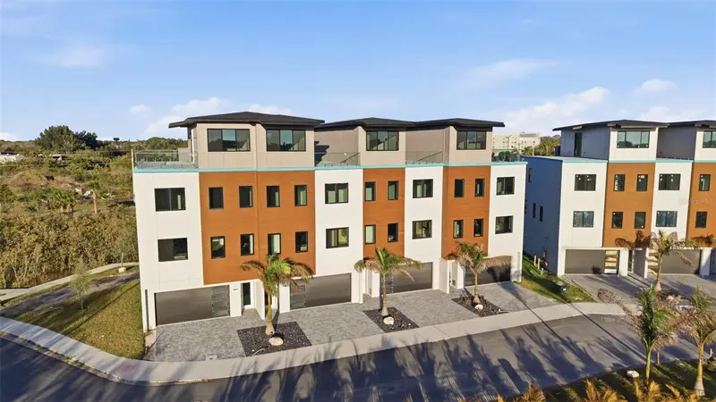 5956 Aqua Reserve Blvd, FL