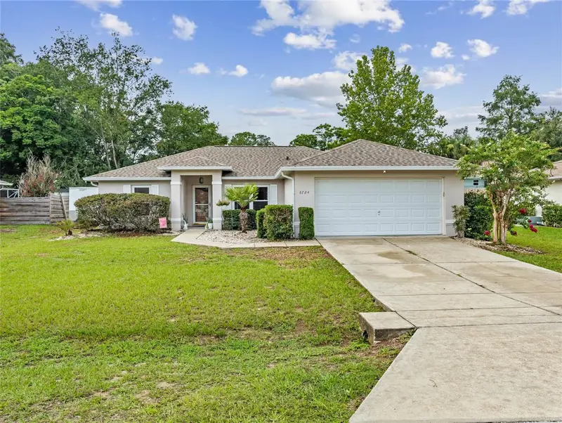 6724 Cherry Rd, FL
