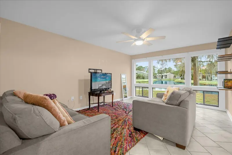 5842 Peregrine Ave #C01, FL