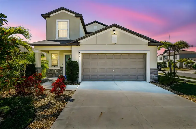 984 Olive Conch St, FL