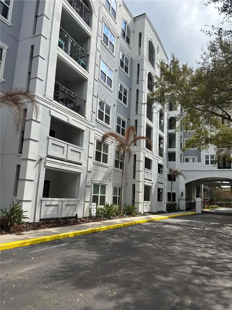 300 E South St #6004, FL