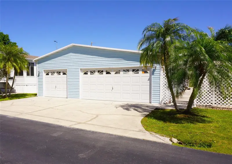 2016 Lake Linda Cir, FL