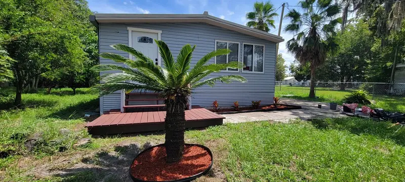 12242 Parkwood St, FL