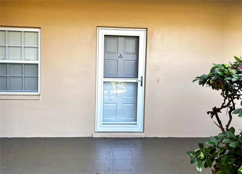 8300 Bardmoor Blvd #105, FL