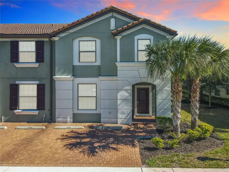 4594 Terrasonesta Dr, FL