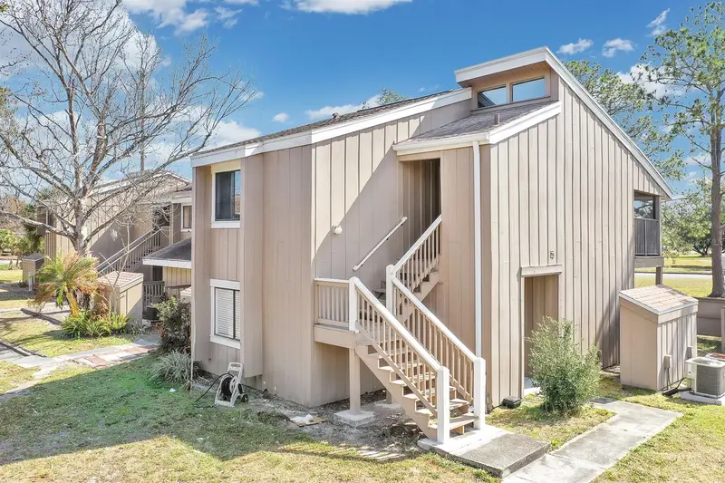 5741 Peregrine Ave #28a, FL