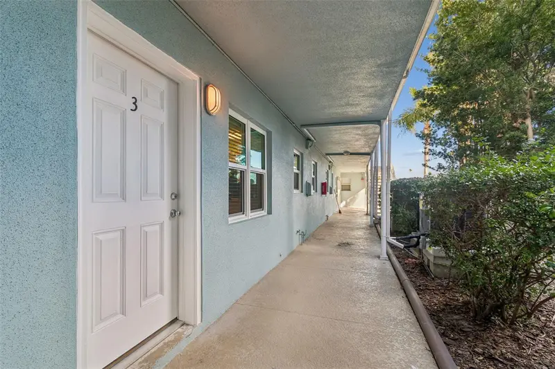 300 Venetian Dr #3, FL