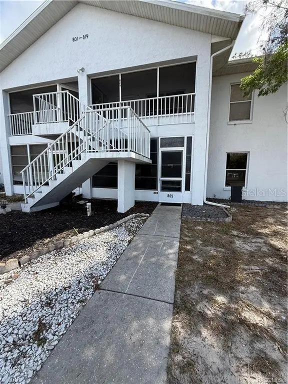 805 Se Mayo Dr #805, FL