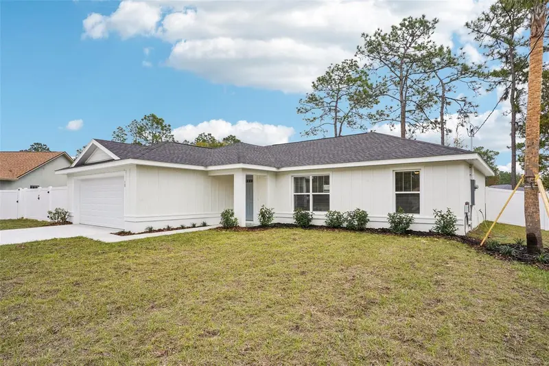 214 E Caldwell Dr, FL