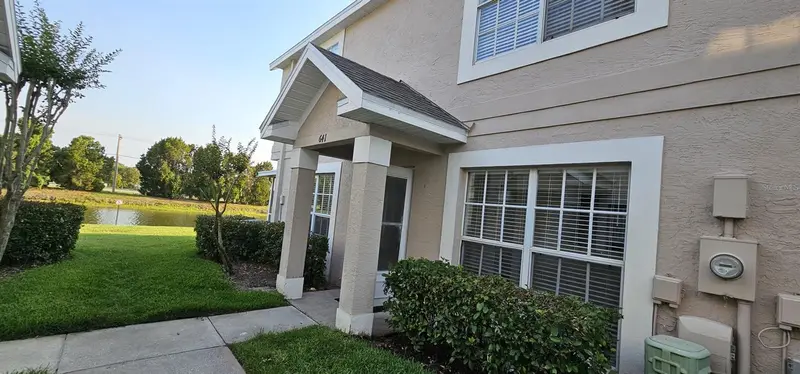 641 Kensington Lake Cir, FL