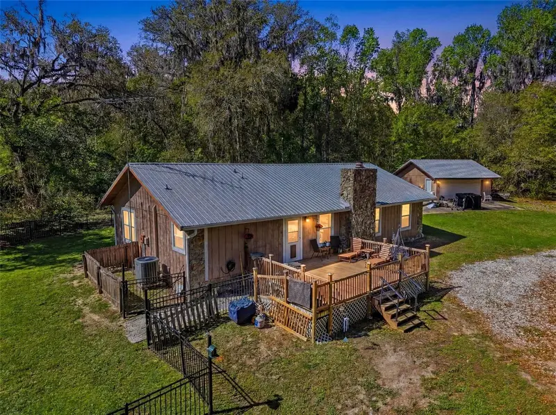 24350 Lanark Rd, FL