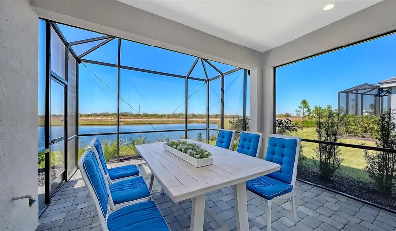 2114 Sylvester Palm Ln, FL