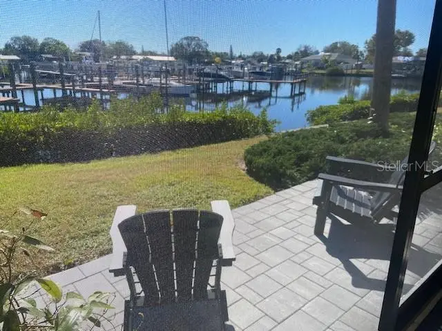 646 Yardarm Dr #23, FL