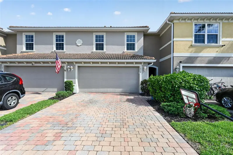 3828 Tilbor Cir, FL