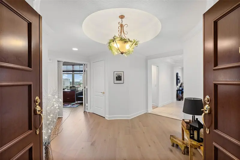 100 Beach Dr Ne #1501, FL