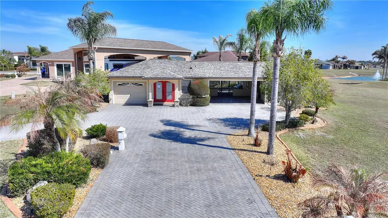 561 Meandering Way, FL