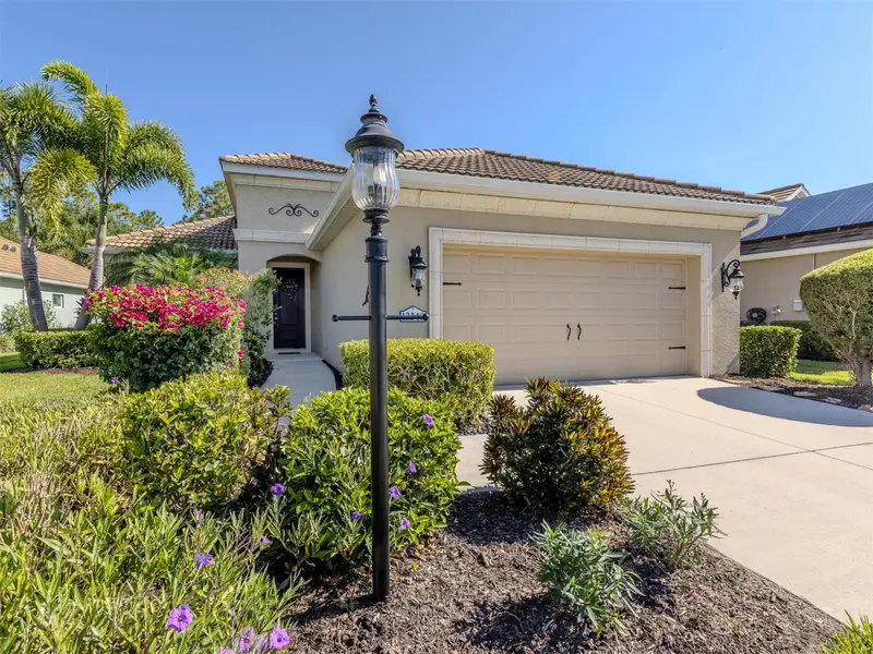 12240 Stuart Dr, FL