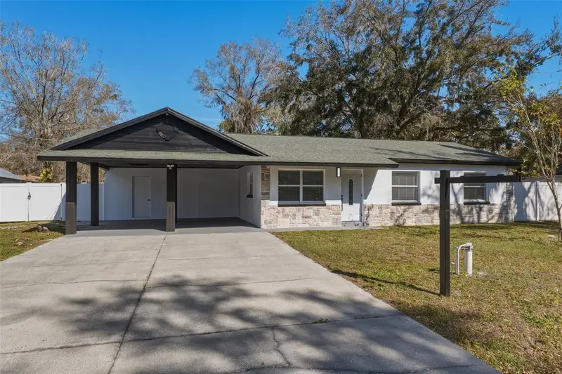 1413 May St, FL