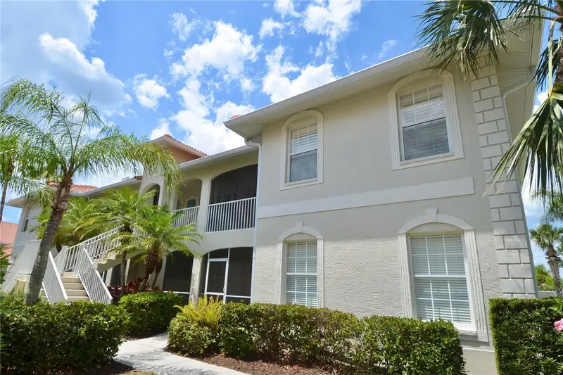 7202 L Pavia Blvd #7202, FL
