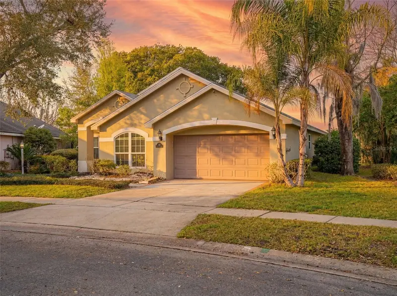 947 Paddington Ter, FL