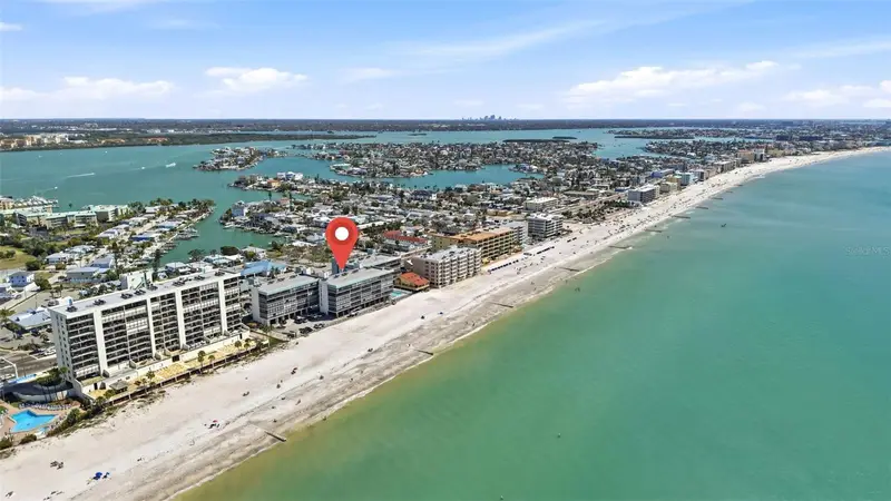 14900 Gulf Blvd #304, FL