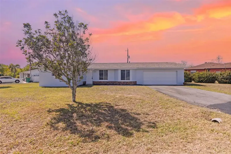 441 Greenwich Ave Nw, FL