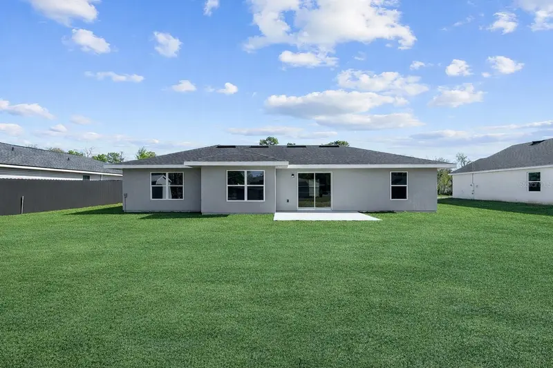 22 Hemlock Circle Pass, FL