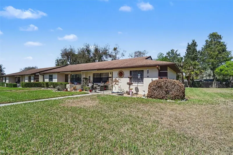 12435 Orangewood Cir, FL