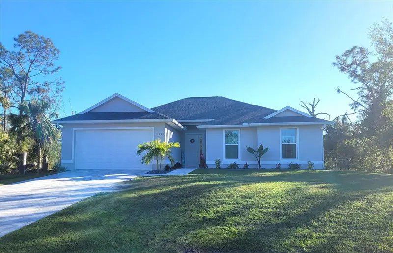 67 Success Dr, FL
