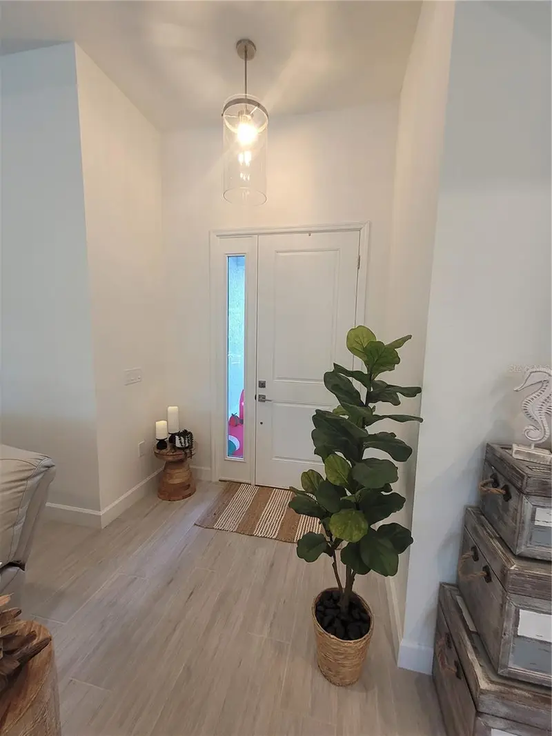 67 Success Dr, FL