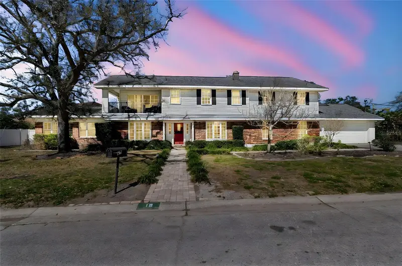 19 Sandpiper Rd, FL