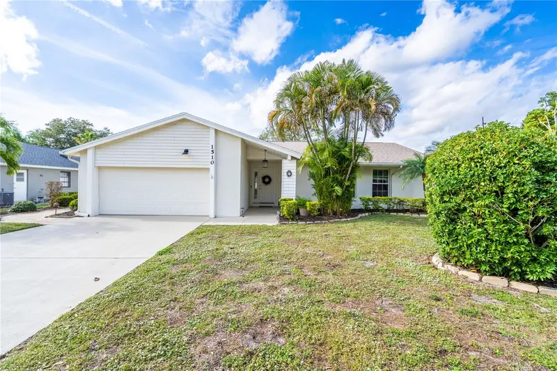 1510 Georgetowne Ln, FL