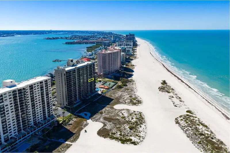 1290 Gulf Blvd #1002, FL