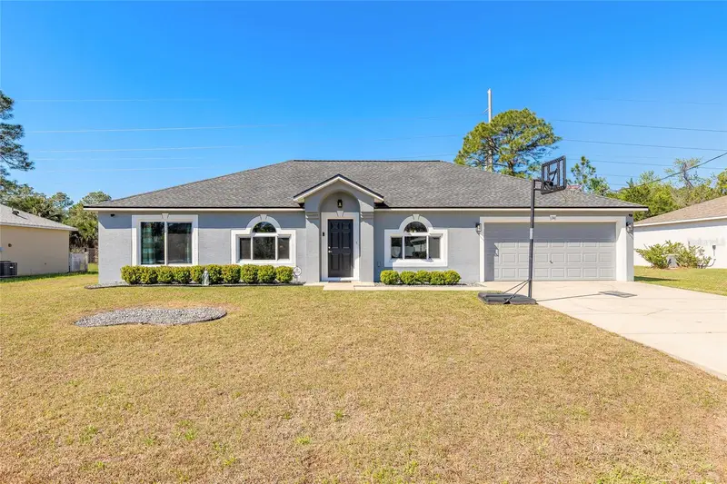 34 Secretary Trl, FL