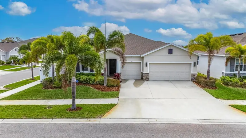 446 6th Ave Nw, FL